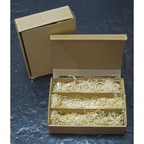 3er Geschenkskarton (inklusiv Holzwolle)